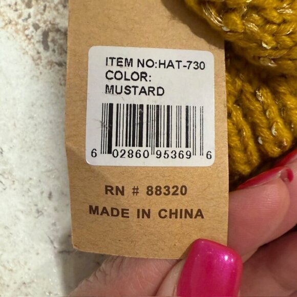 C.C Women Men Unisex Trendy Chunky Soft Ribbed Cable Knit Skull Cap Beanie Hat - Picture 4 of 6